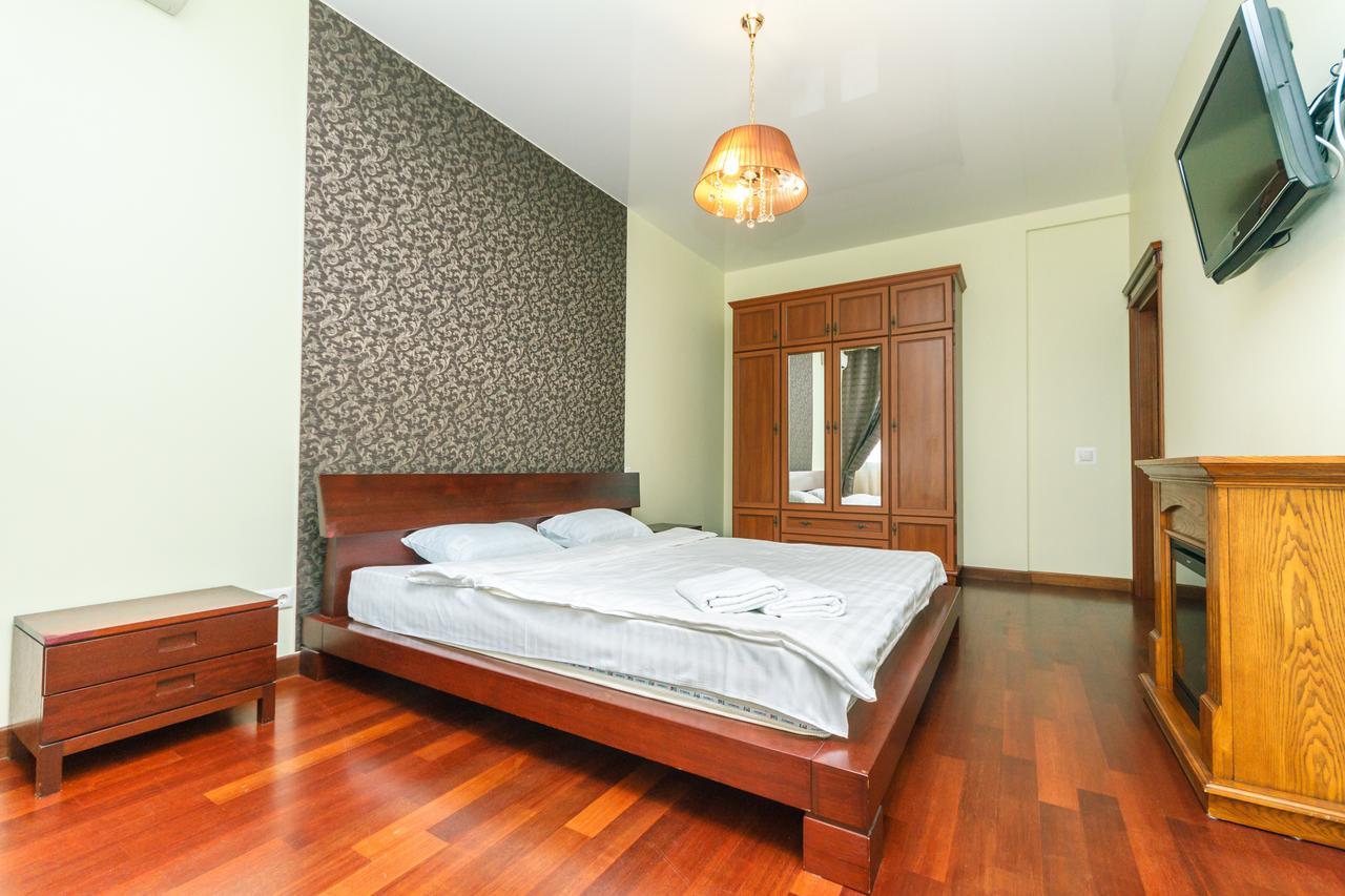 New Building Near Arena City Lesi Ukrainky 7A كييف المظهر الخارجي الصورة