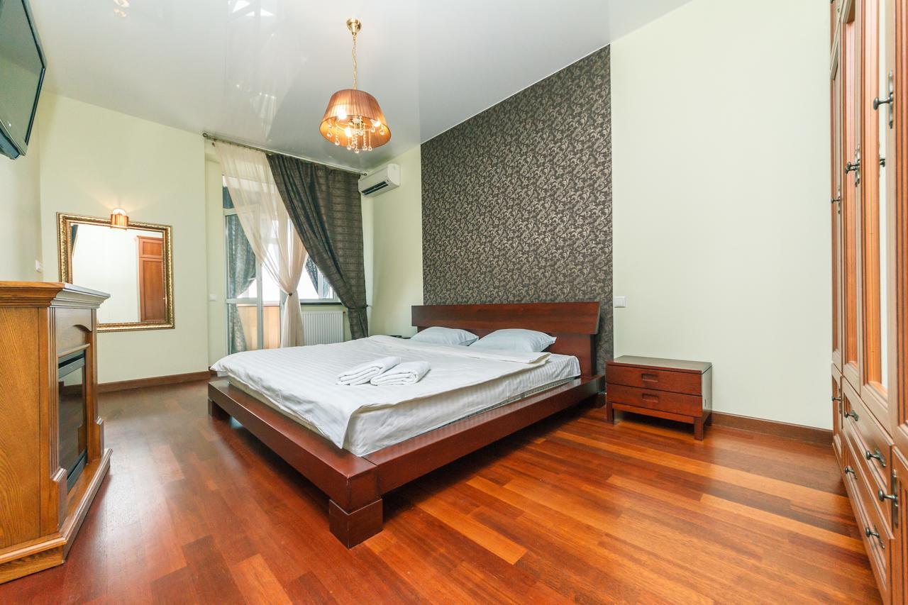 New Building Near Arena City Lesi Ukrainky 7A كييف المظهر الخارجي الصورة