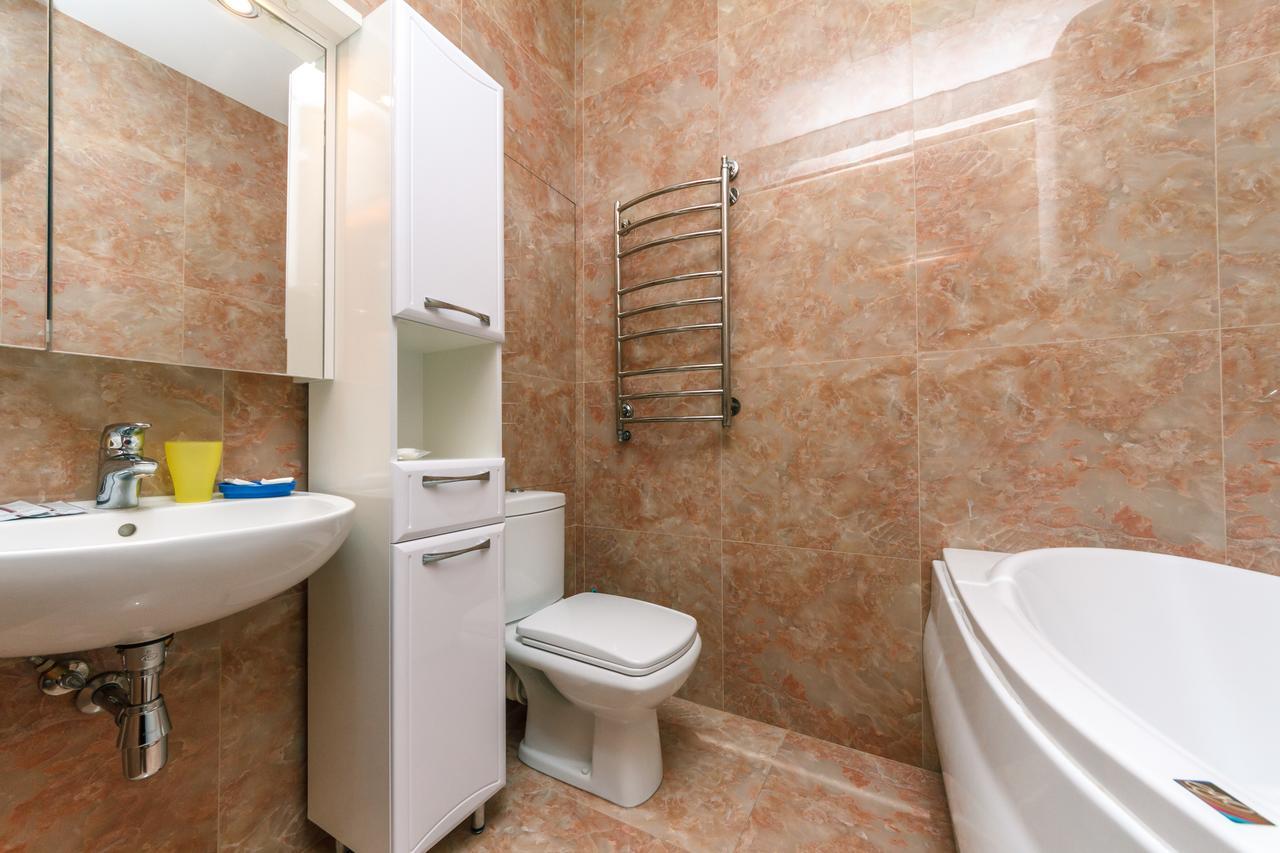 New Building Near Arena City Lesi Ukrainky 7A كييف المظهر الخارجي الصورة